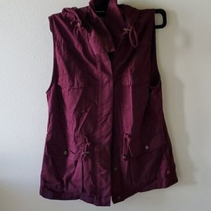 hooded maroon vest